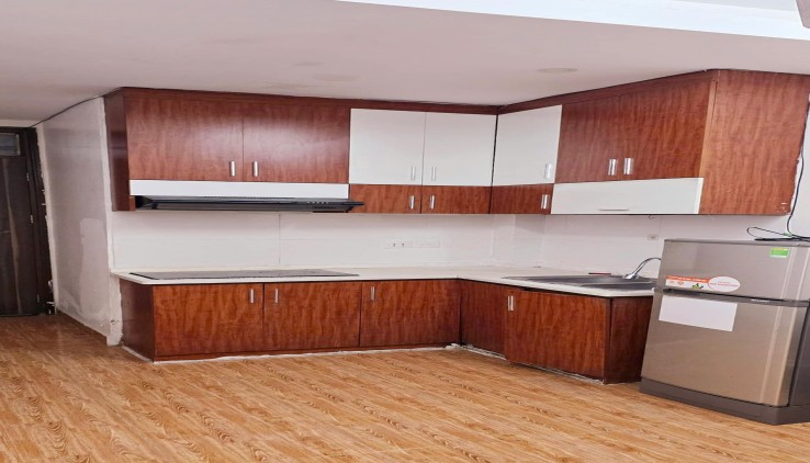 Cho thuê căn hộ mini tầng 3 Trần Bình, Cầu Giấy 50m2, 2 ngủ, 7 Triệu vào ngay